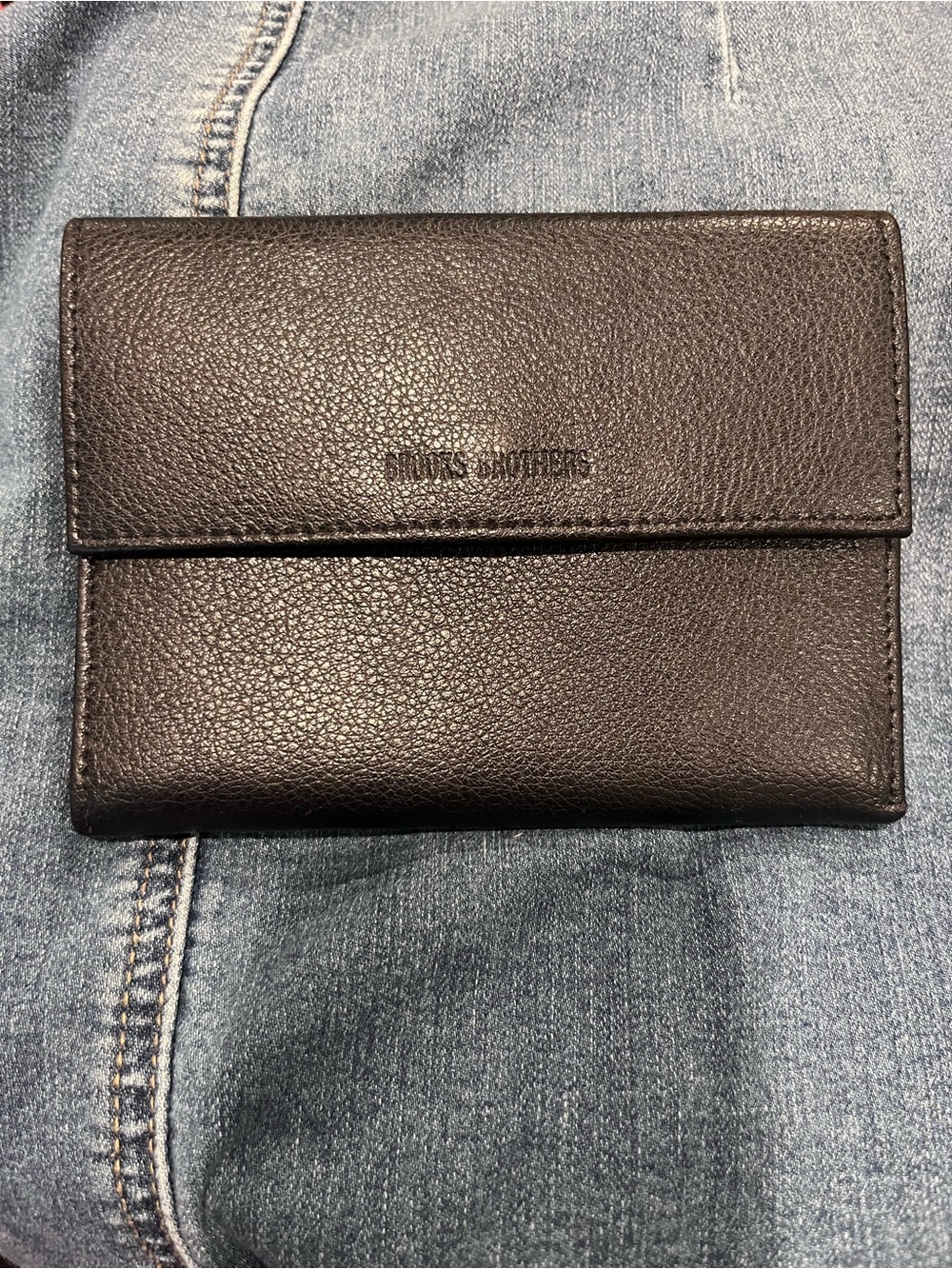 NWOT Brooks Brothers Black Pebbled Leather Bifold Wallet